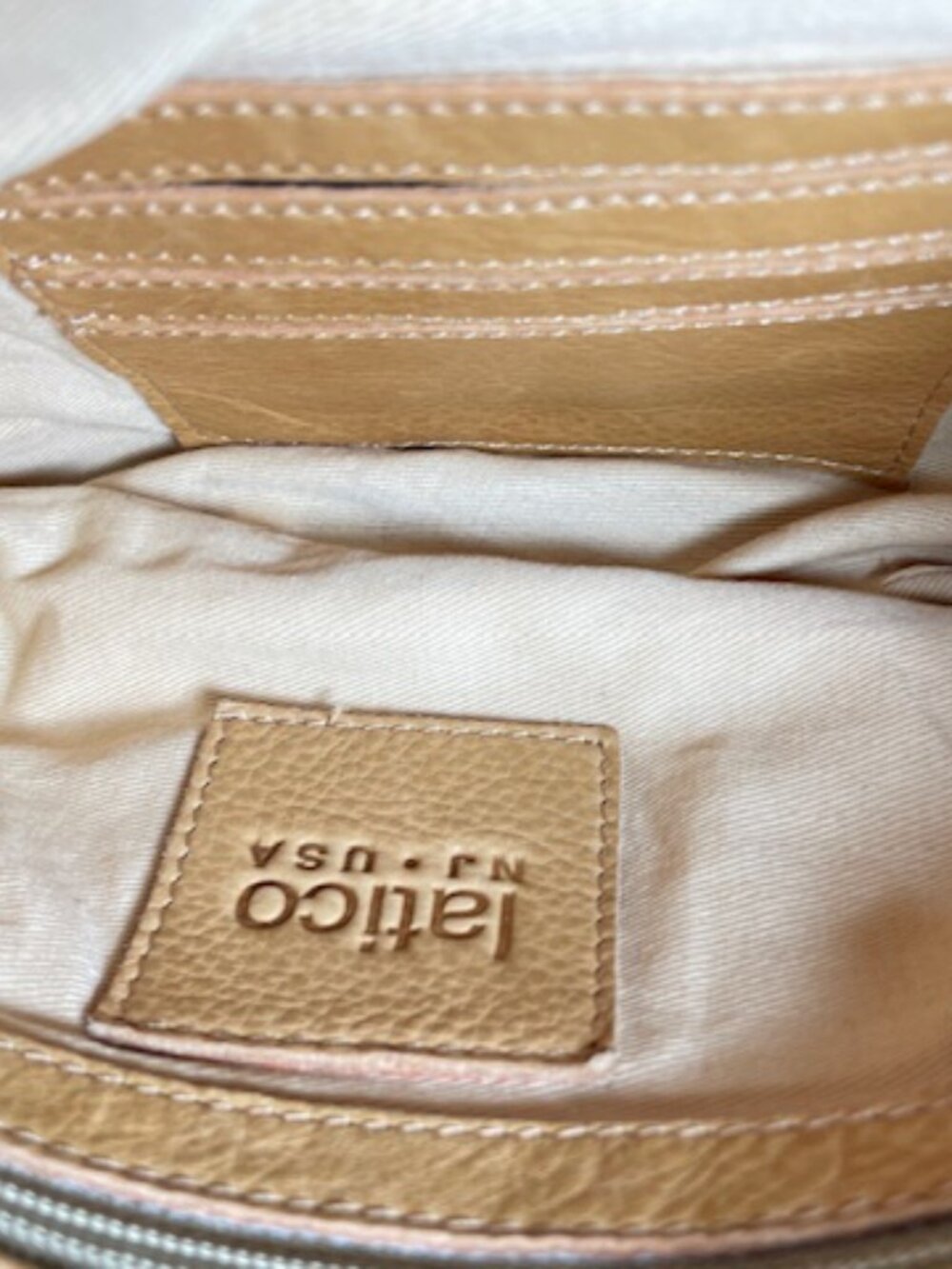Laticco Leathers Crosby Like New - Picture 4 of 6